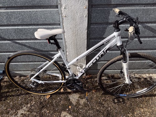 Scott sportster bikes - 2, x