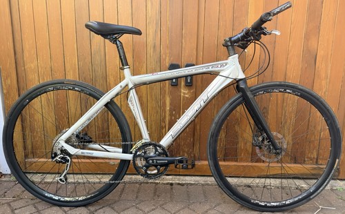 Scott sub hybrid - 10, bike